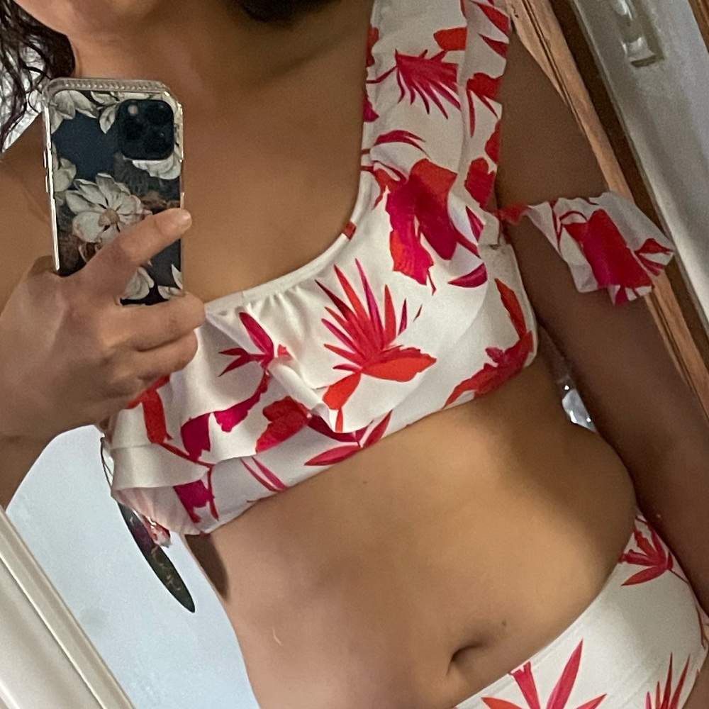 Small tropical floral bikini top one strap - Picture 8 of 8